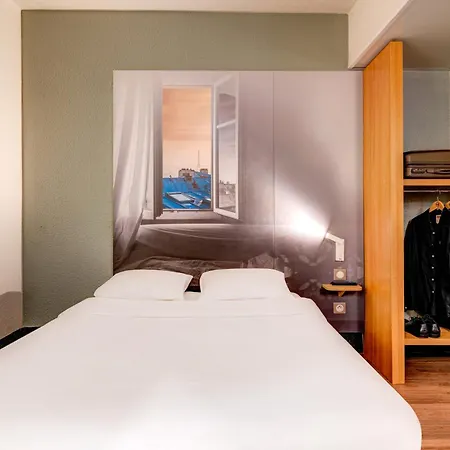 B&B Hotel Saint-Witz מלון סן-ויץ