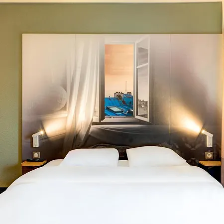B&B Hotel Saint-Witz מלון 2*
