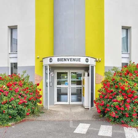 B&B Hotel Saint-Witz Hotel
