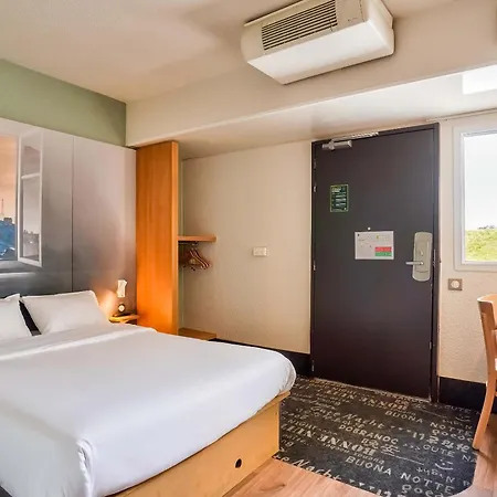 Hotel B&B Hotel Saint-Witz