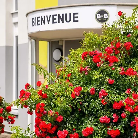 B&B Hotel Saint-Witz Hotel 2*