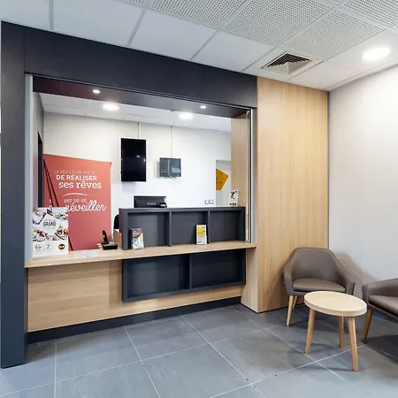 B&B Hotel Saint-Witz 2*