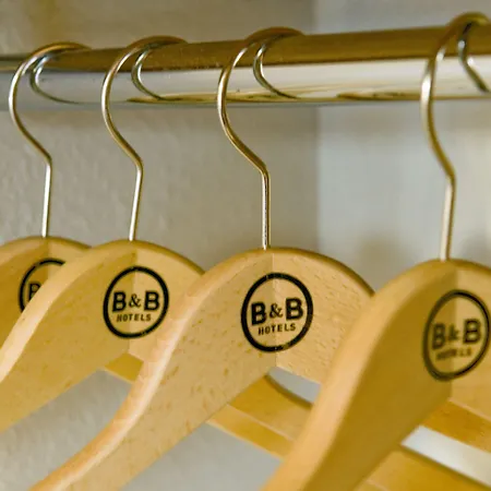 Hotel B&B Hotel Saint-Witz