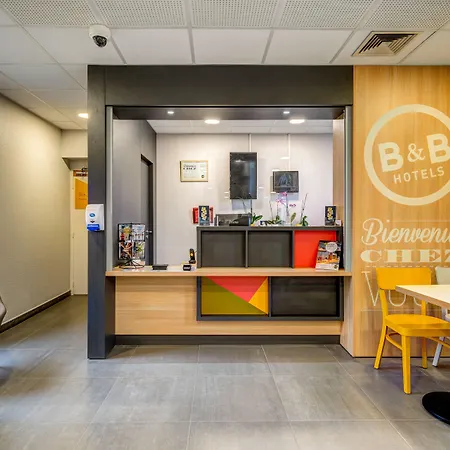 B&B Hotel Saint-Witz 2*