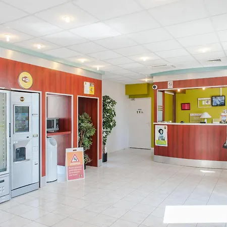 Ξενοδοχείο B&B Hotel Saint-Witz 2*