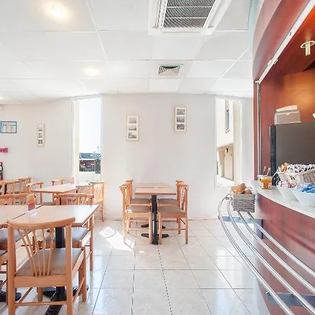 B&B Hotel Saint-Witz Hotell Saint-Witz