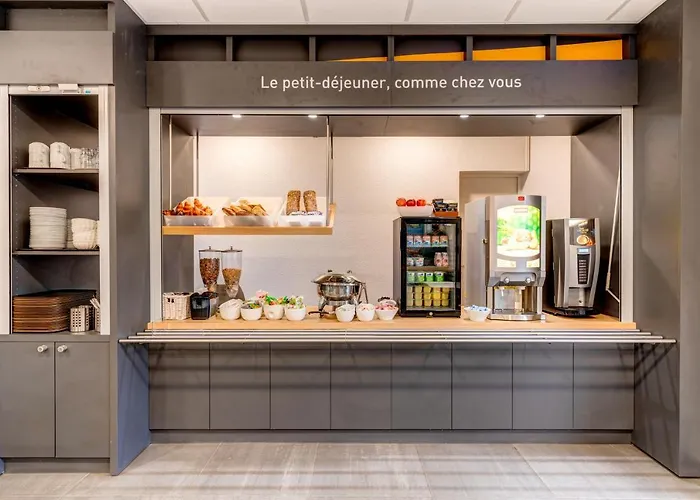 호텔 B&B Hotel Saint-Witz