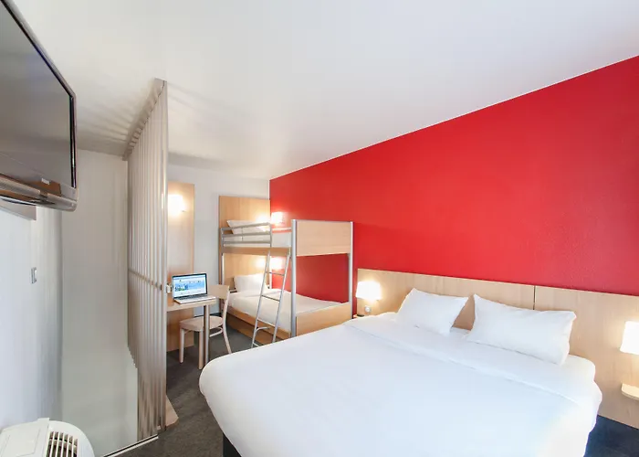 B&B Hotel Saint-Witz Hotel