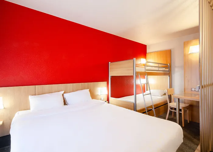 B&B Hotel Saint-Witz 호텔