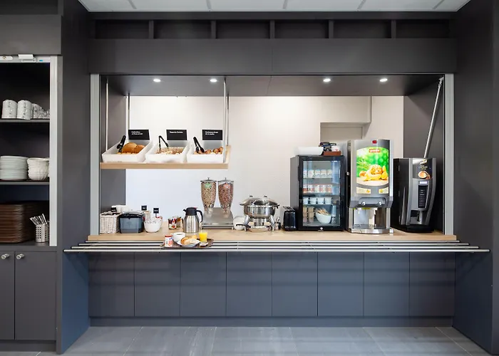 B&B Hotel Saint-Witz 호텔 생비츠