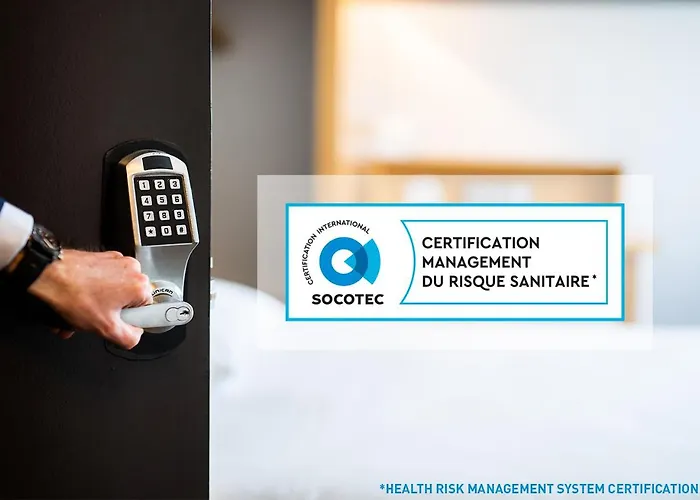 B&B Hotel Saint-Witz 생비츠